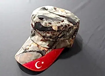 Ay Yıldız Bayraklı Castro Şapkası